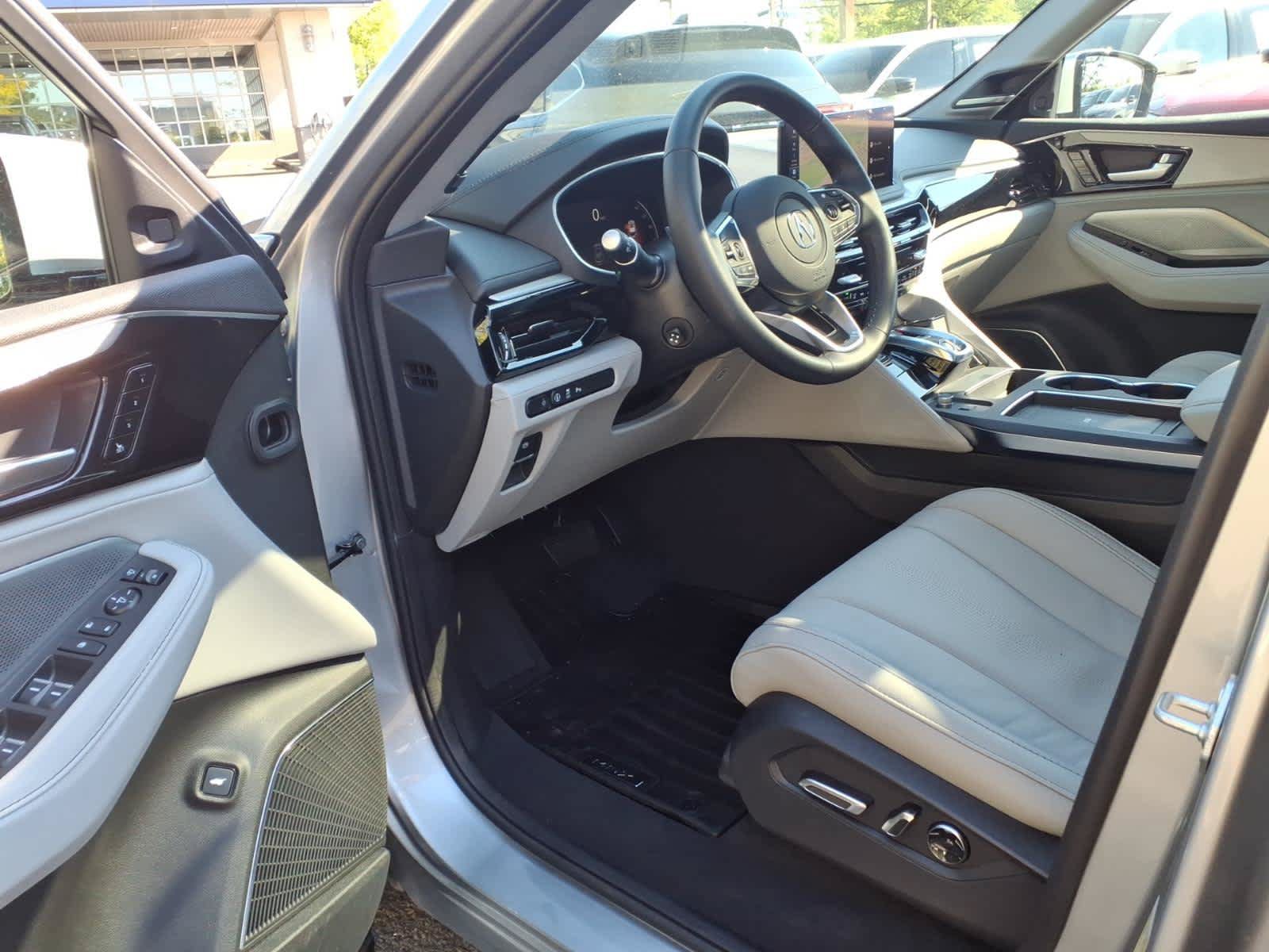 Used 2026 Acura MDX w/ Technology Package AWD/4WD image 22