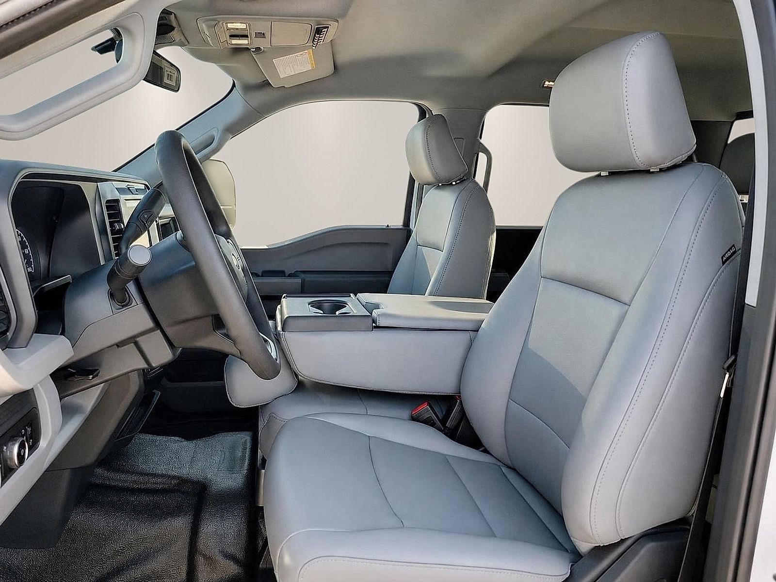 New 2027 Ford F550 4x4 Crew Cab image 12