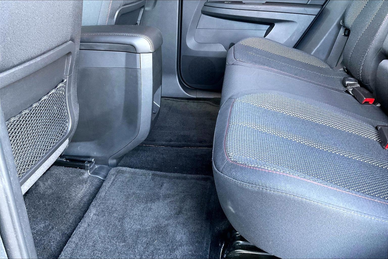 Used 2017 Chevrolet Equinox LT w/ Driver Confidence Package II image 17