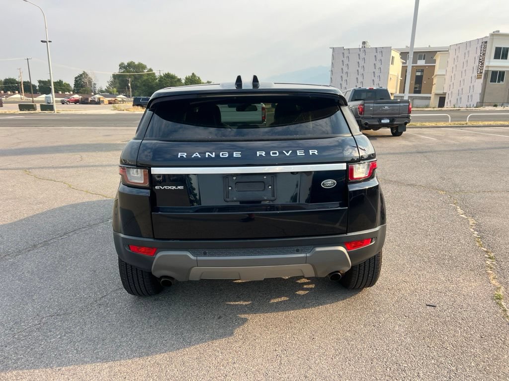 Used 2017 Land Rover Range Rover Evoque HSE AWD/4WD image 8