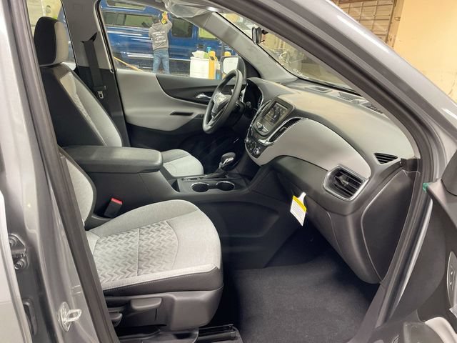 Used 2023 Chevrolet Equinox LS FWD image 24