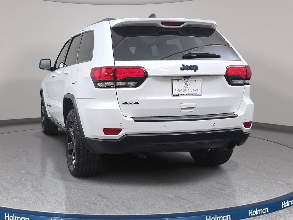 Used 2018 Jeep Grand Cherokee Laredo AWD/4WD image 7