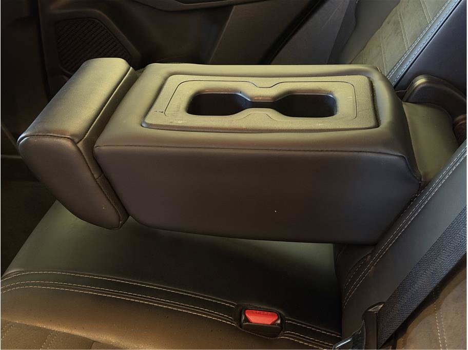 Used 2024 Mitsubishi Outlander FWD image 20