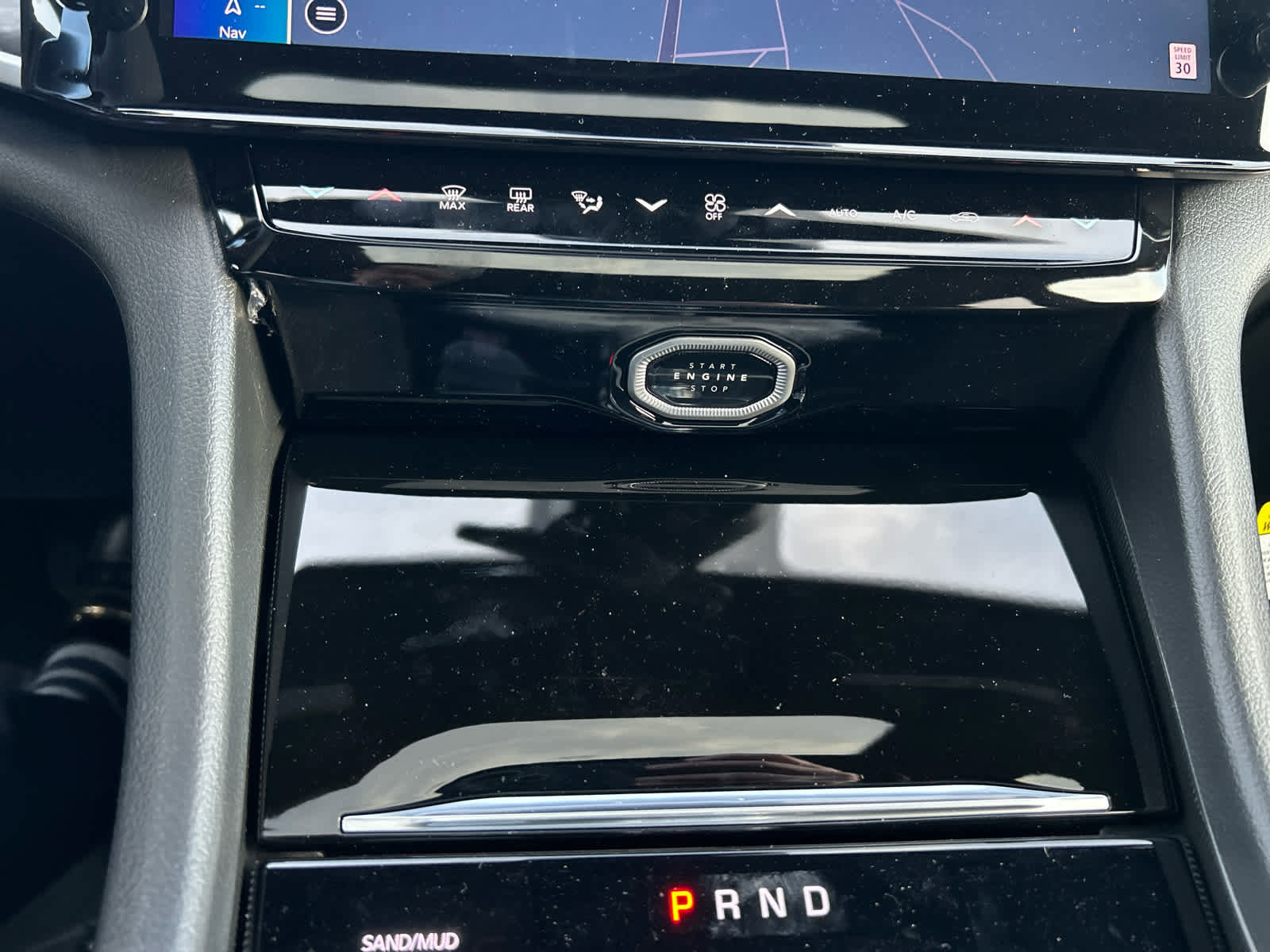 New 2026 Jeep Grand Cherokee Altitude AWD/4WD image 20