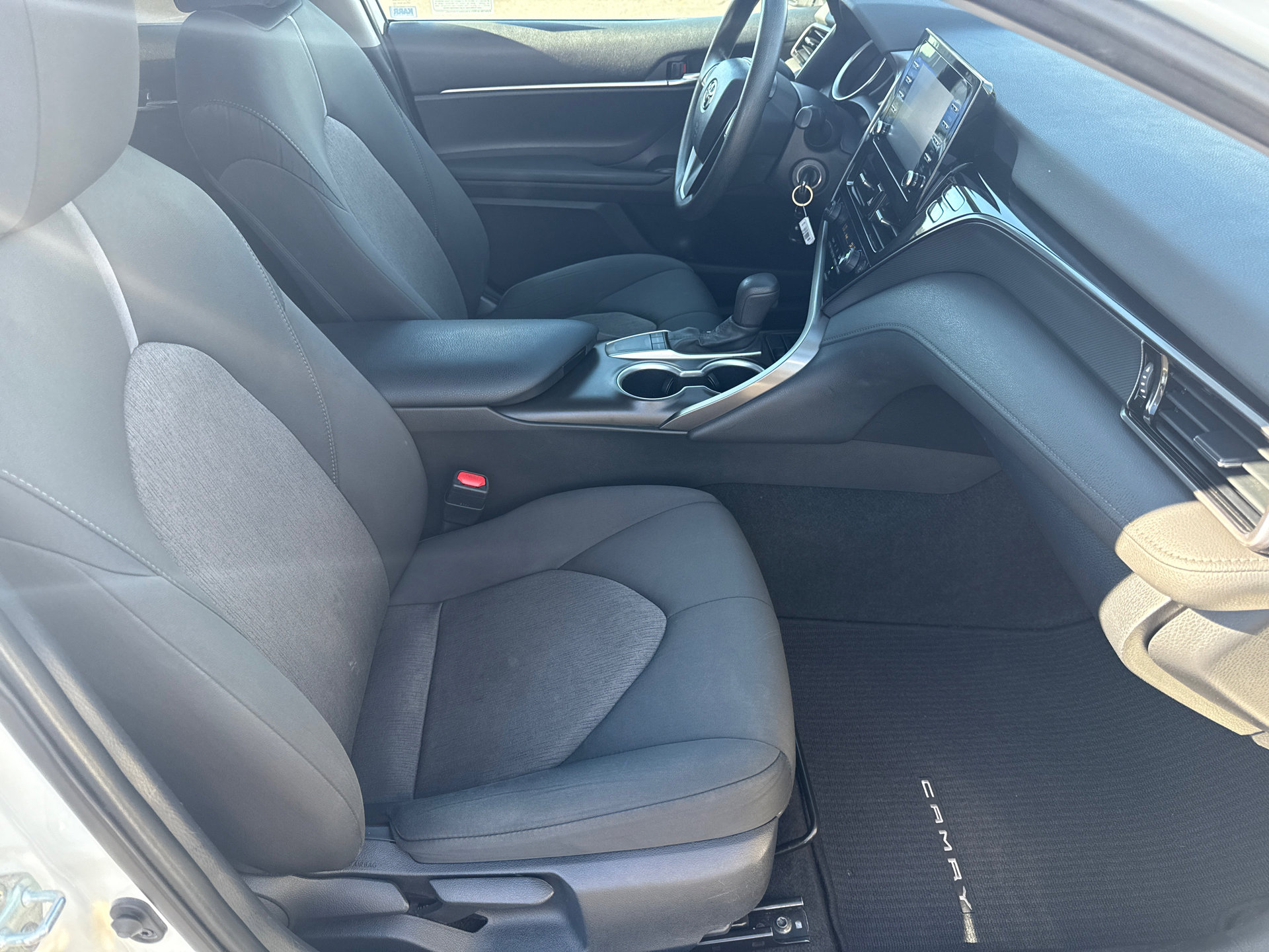 Used 2023 Toyota Camry LE FWD image 12