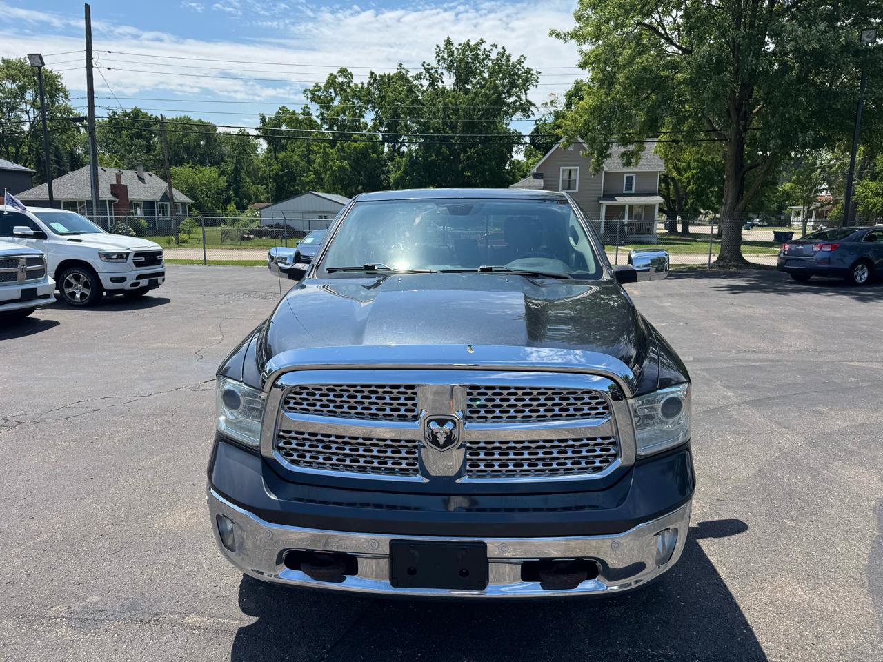 Used 2018 RAM 1500 Laramie w/ Convenience Group AWD/4WD image 7