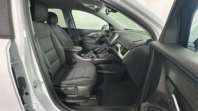 Used 2024 GMC Terrain SLE w/ Driver Convenience Package AWD/4WD image 29