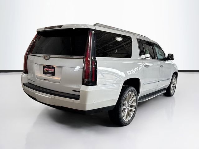 Used 2019 Cadillac Escalade ESV Luxury image 6
