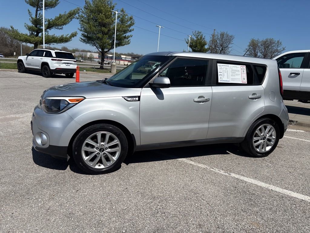 Used 2017 Kia Soul + w/ Audio Package image 15