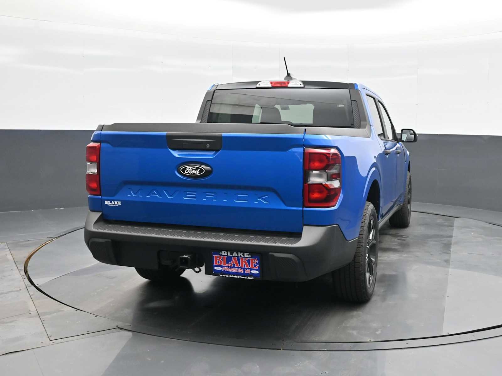 New 2025 Ford Maverick XLT w/ XLT Luxury Package image 8