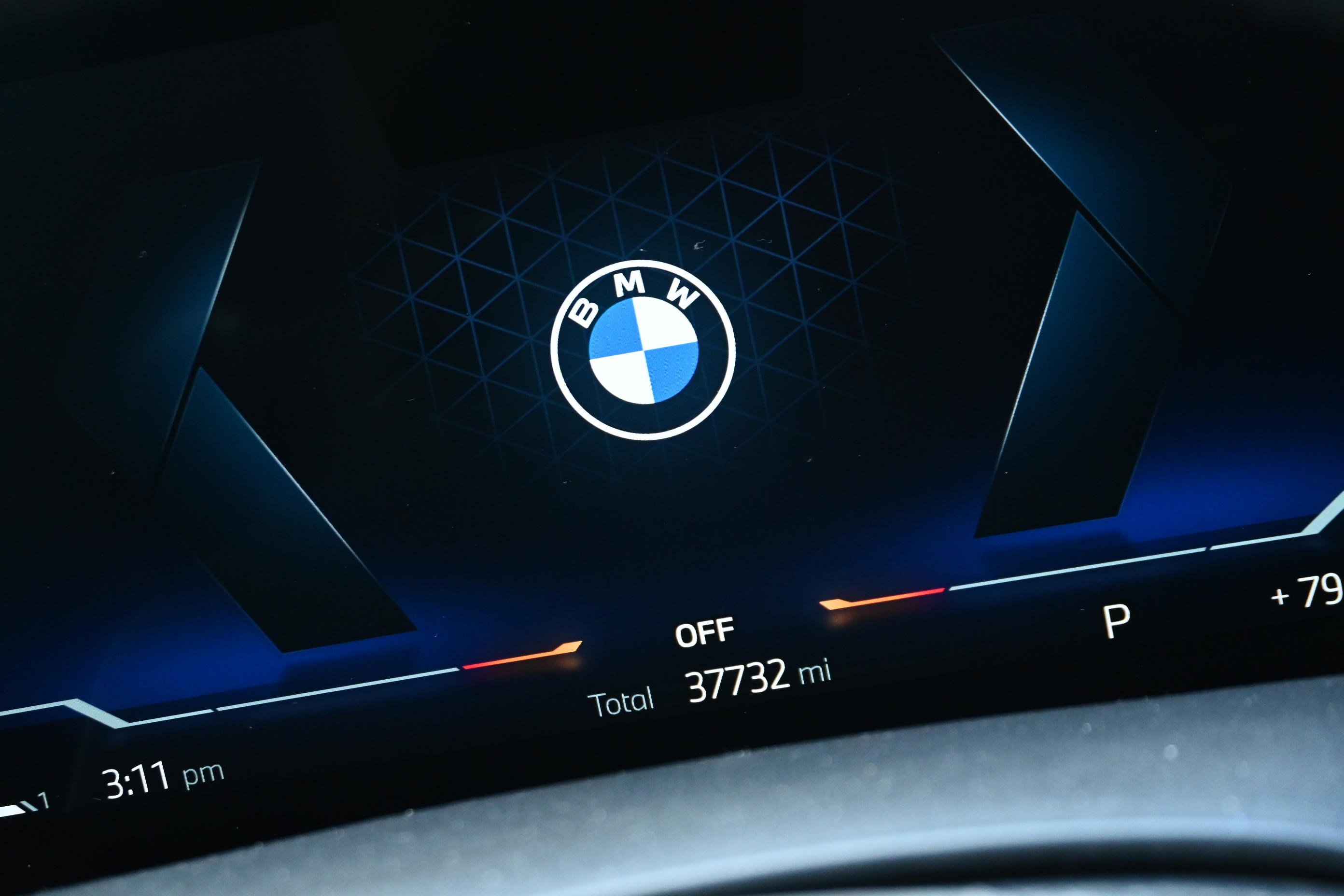 Certified 2024 BMW X7 xDrive40i w/ Premium Package image 32