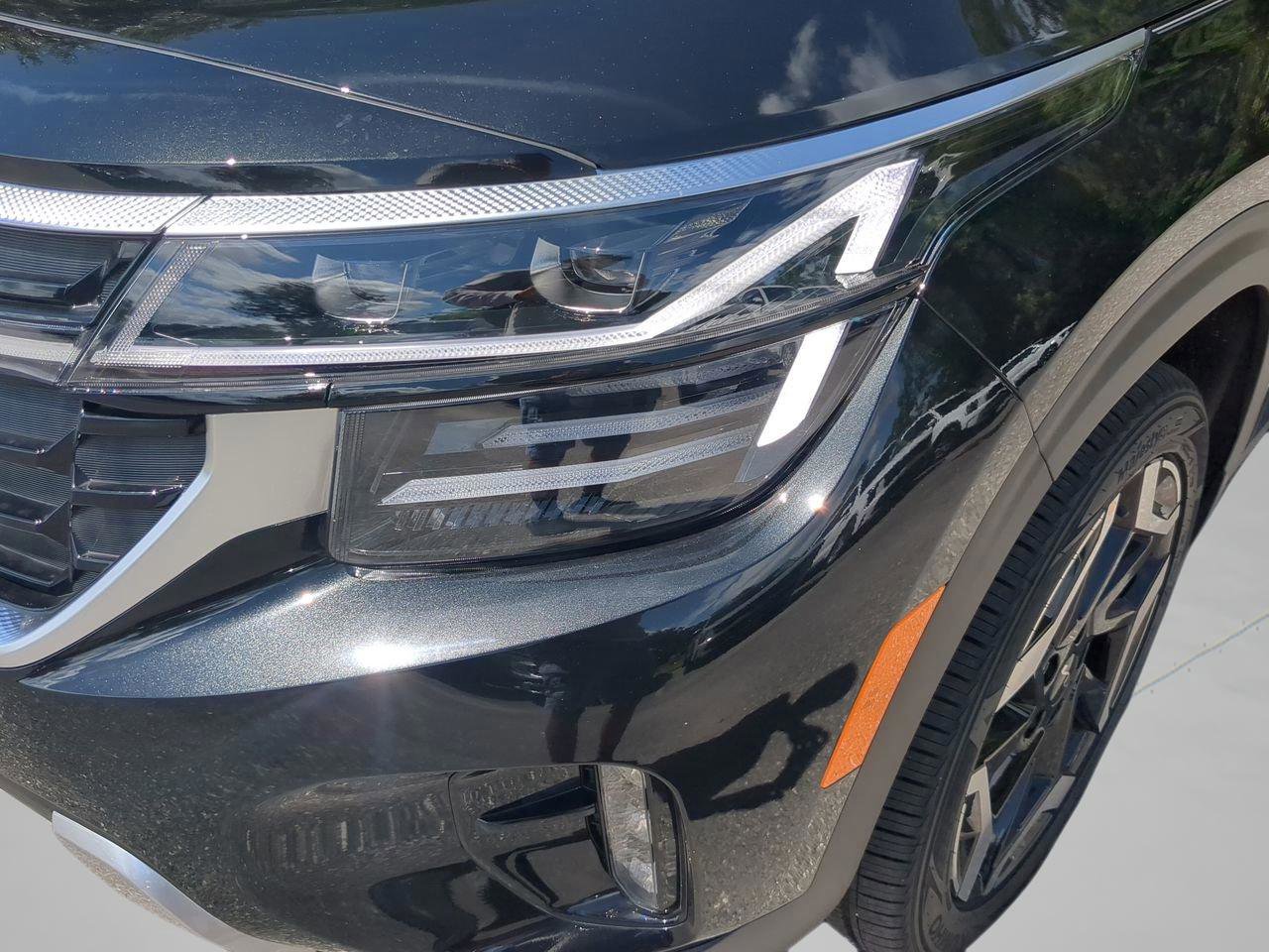 New 2026 Kia Seltos SX w/ SX Sunroof Package image 9