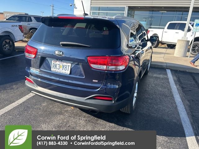 Used 2016 Kia Sorento LX image 5