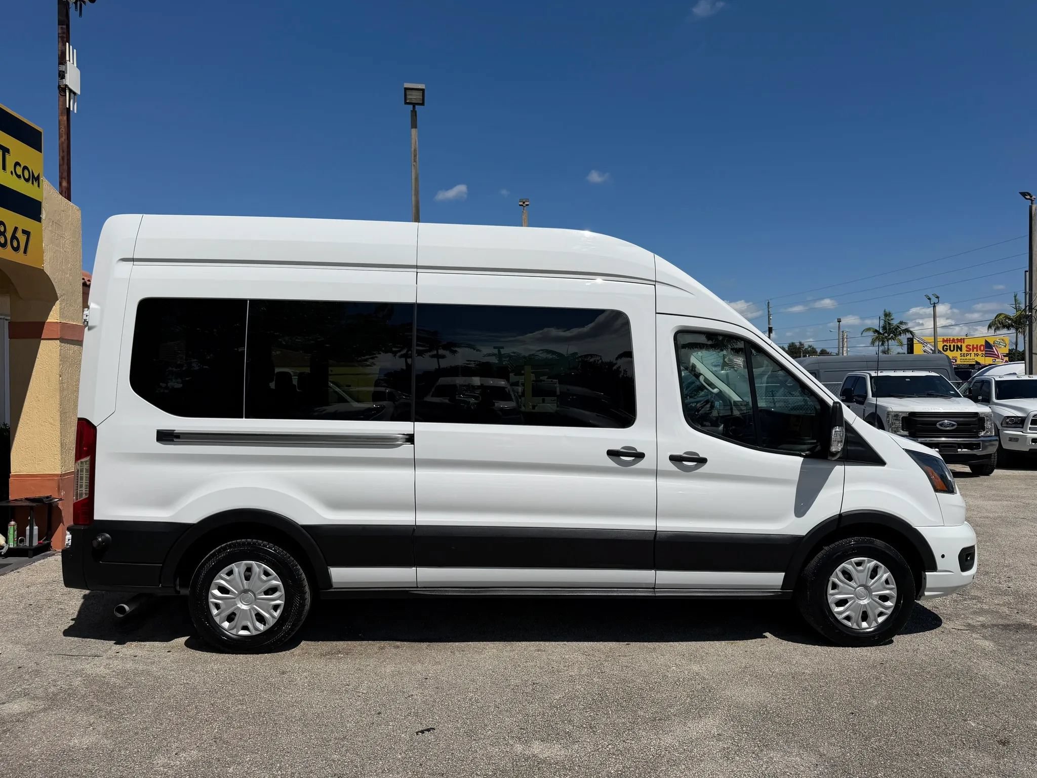 Used 2024 Ford Transit 350 148 High Roof Wagon RWD image 8