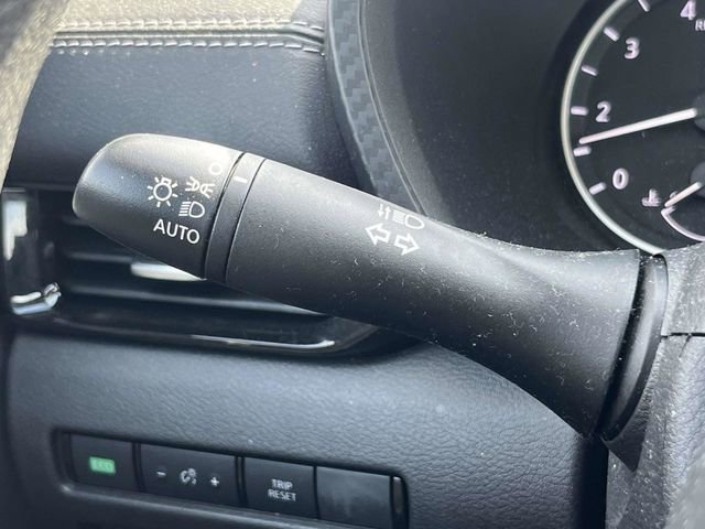 Used 2025 Nissan Sentra SV FWD image 24