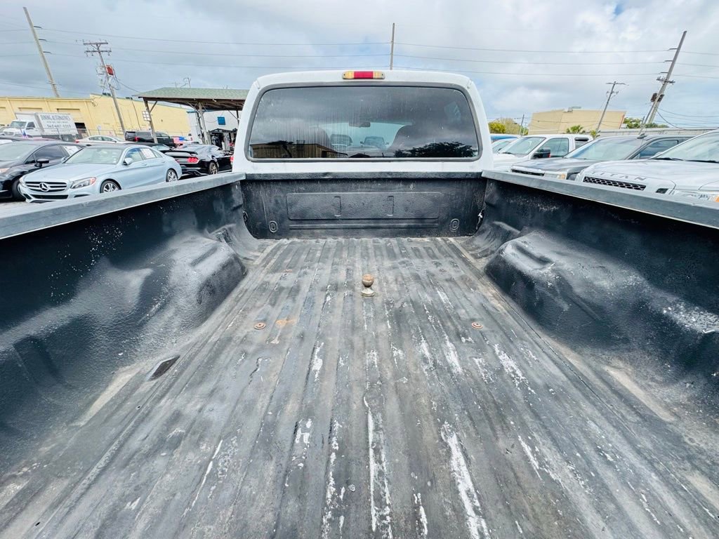 Used 2004 Ford F350 XL image 11