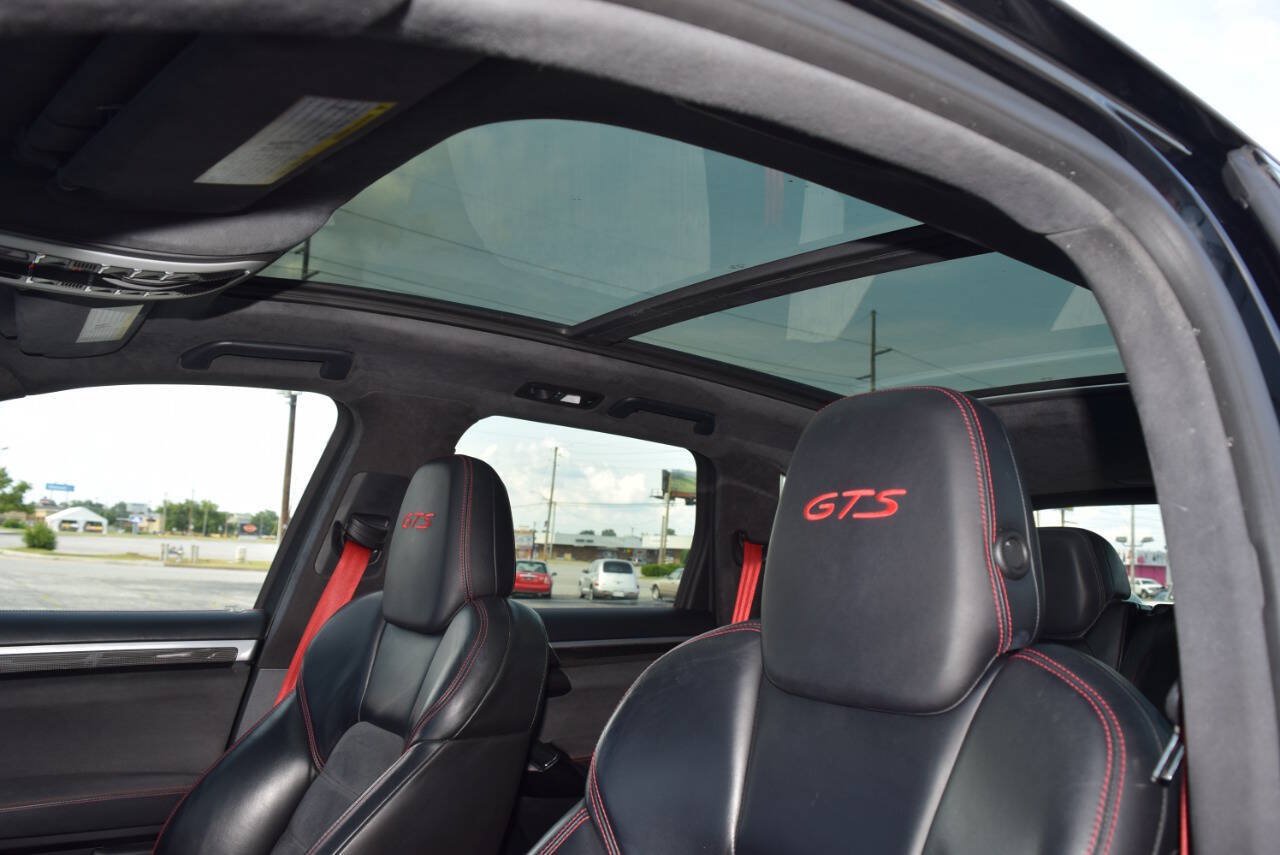 Used 2017 Porsche Cayenne GTS AWD/4WD image 29