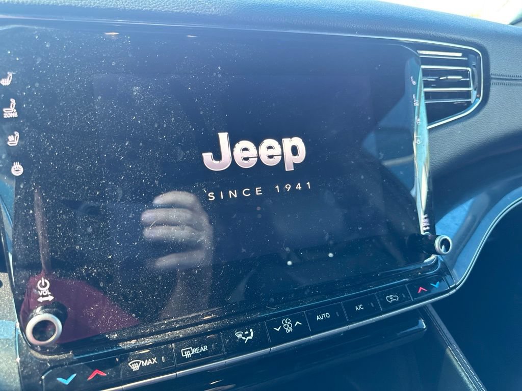 Used 2022 Jeep Wagoneer Series I w/ Convenience Group I AWD/4WD image 26