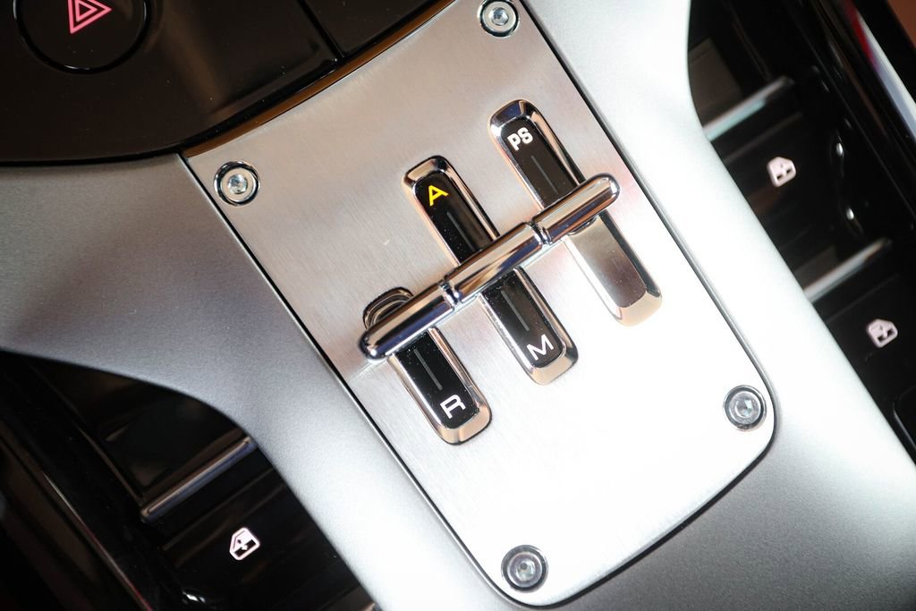 Used 2026 Ferrari Purosangue image 38