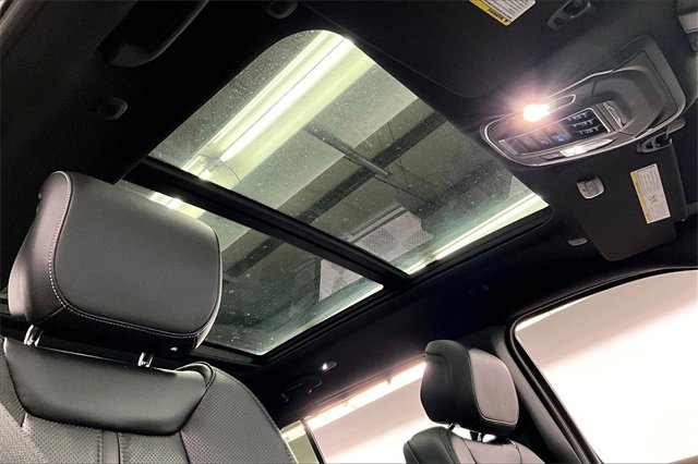 Used 2022 Jeep Wagoneer Series I w/ Convenience Group I image 16