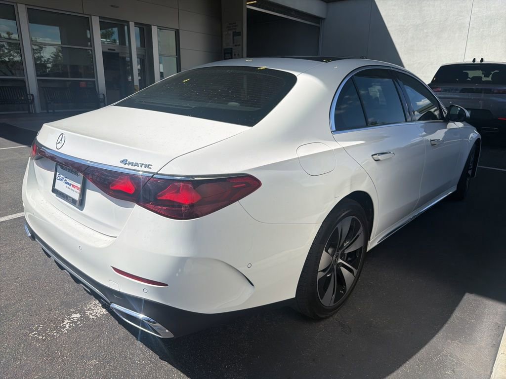 Used 2025 Mercedes-Benz E 350 4MATIC Sedan image 5