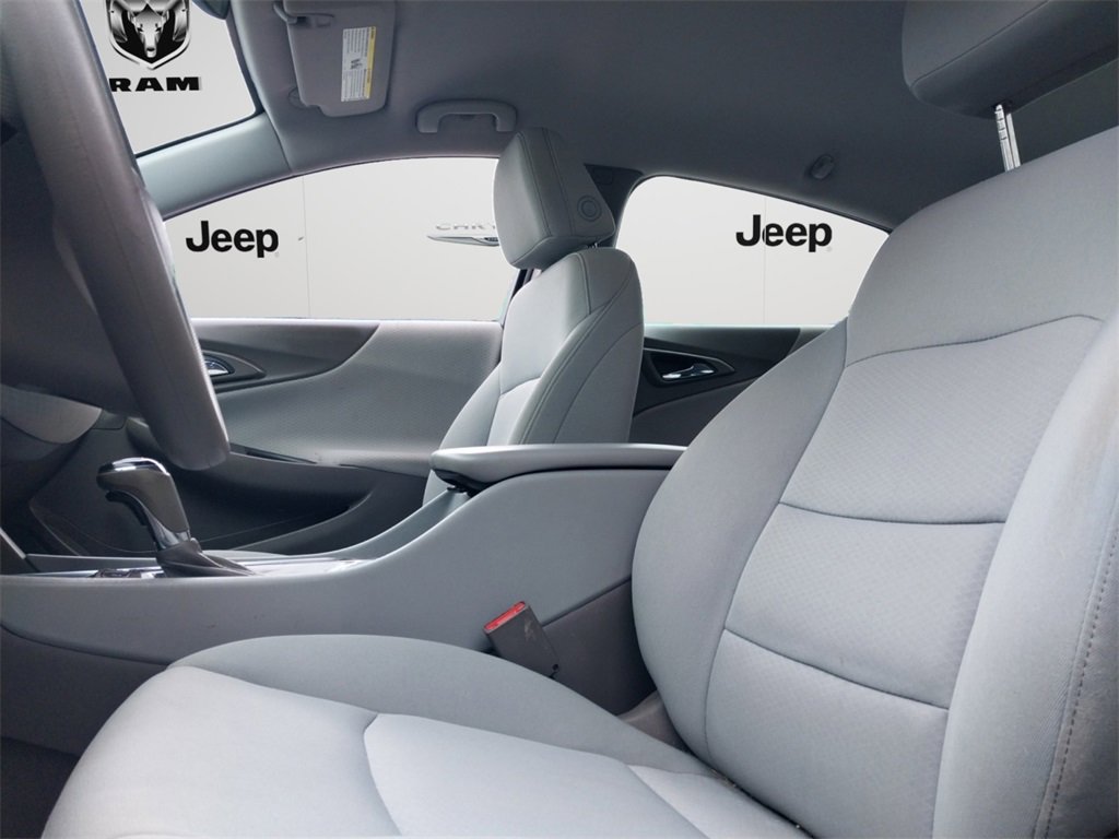 Used 2020 Chevrolet Malibu LT image 7