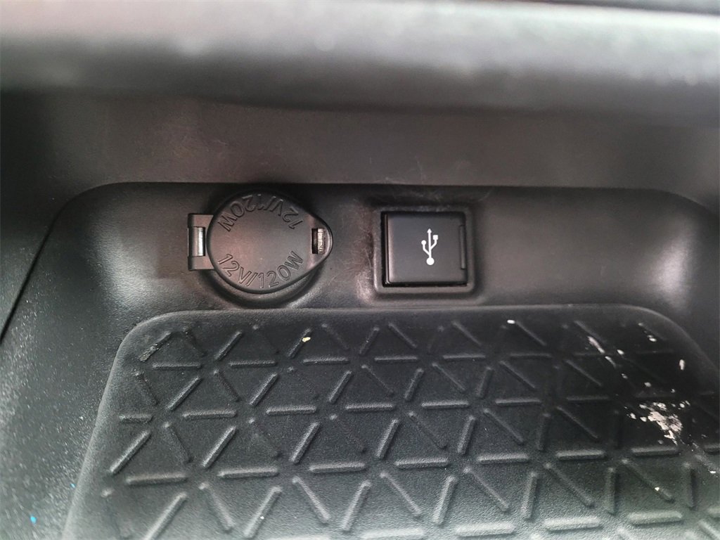 Used 2021 Toyota RAV4 XSE image 21