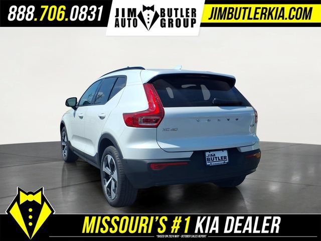 Used 2026 Volvo XC40 B5 Plus AWD/4WD image 4