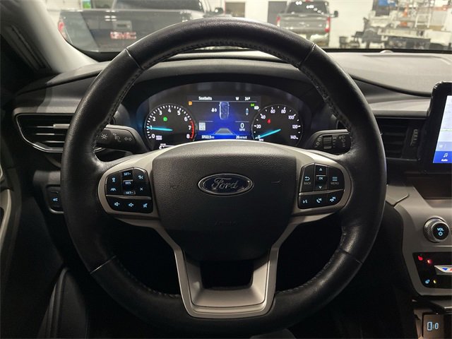 Used 2022 Ford Explorer XLT w/ Equipment Group 202A image 15