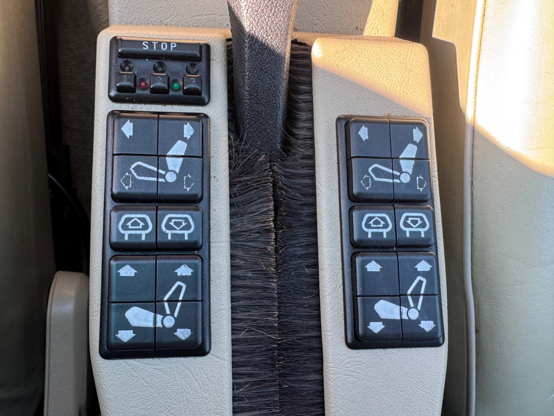 Used 1987 BMW 635CSi Coupe image 20