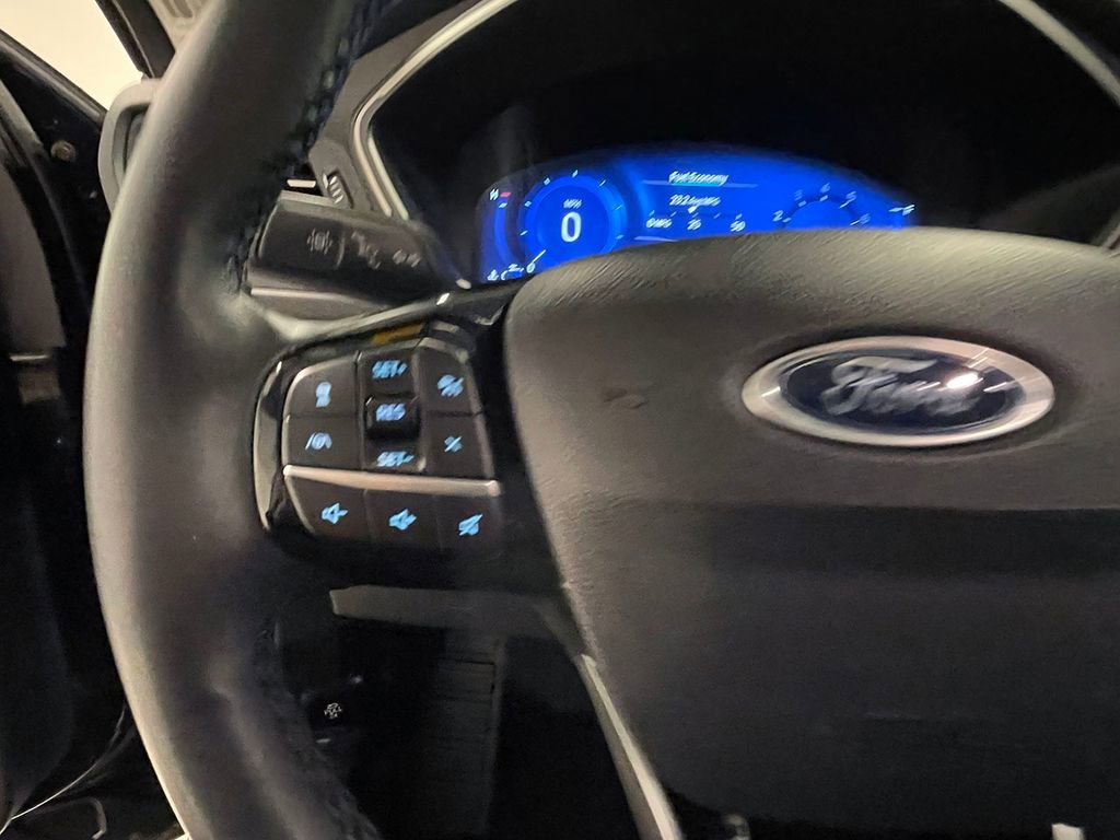 Used 2022 Ford Escape SEL w/ Technology Package image 36