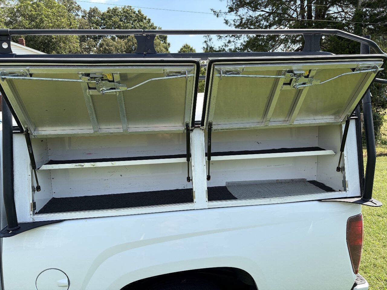 Used 2009 Chevrolet Colorado W/T RWD image 8