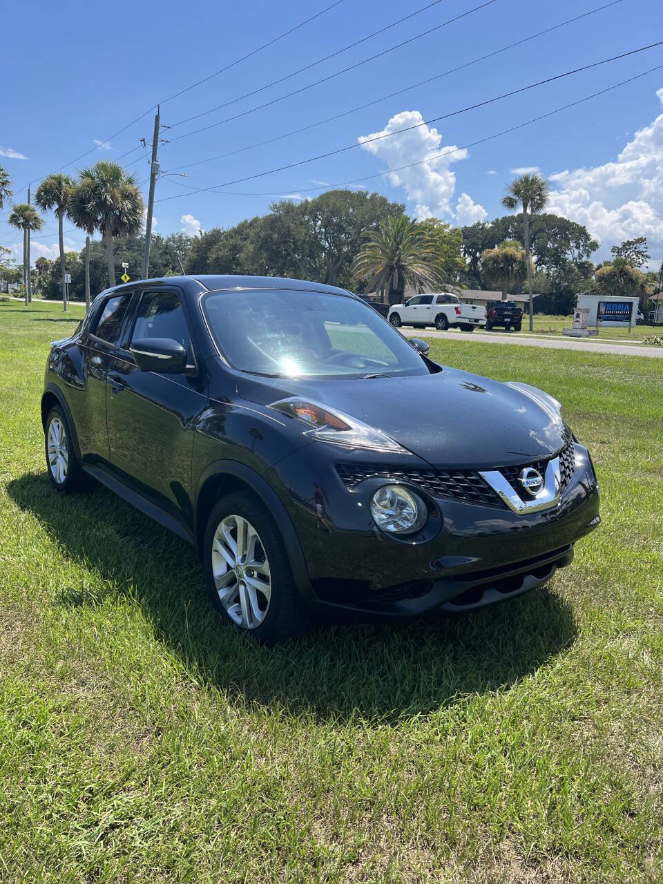 Used 2016 Nissan Juke SV w/ Technology Package FWD image 5