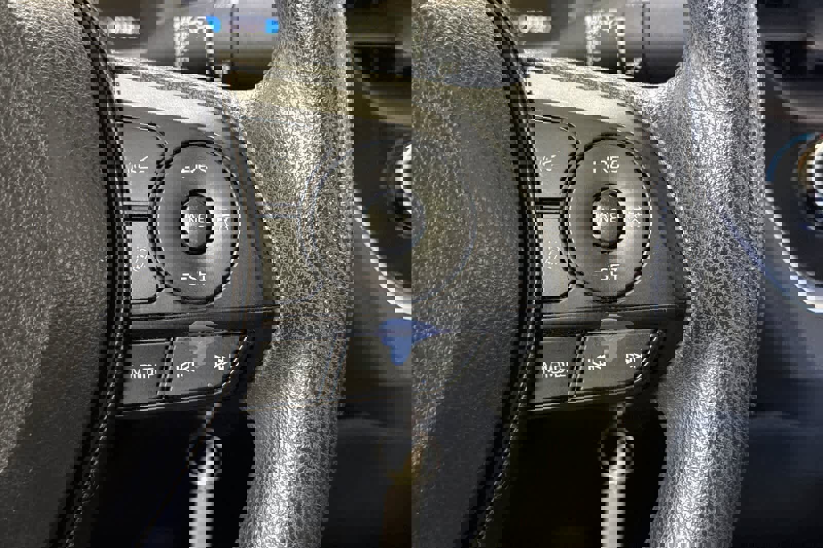 Used 2020 Toyota Corolla LE image 24