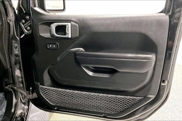 Used 2019 Jeep Wrangler Sport w/ Quick Order Package 23S AWD/4WD image 37