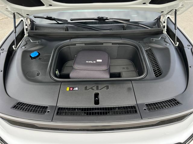 Used 2024 Kia EV9 GT-Line image 35