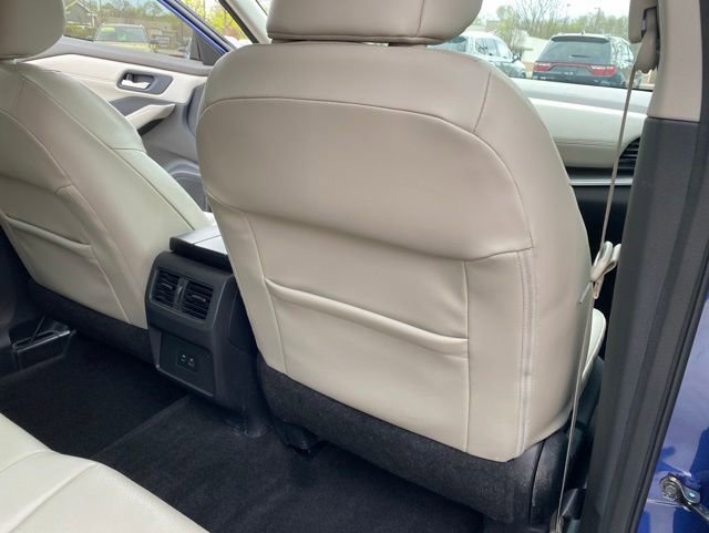 Used 2022 Nissan Rogue SV w/ SV Premium Package AWD/4WD image 33