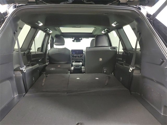 Used 2024 Toyota Grand Highlander AWD Hybrid image 7