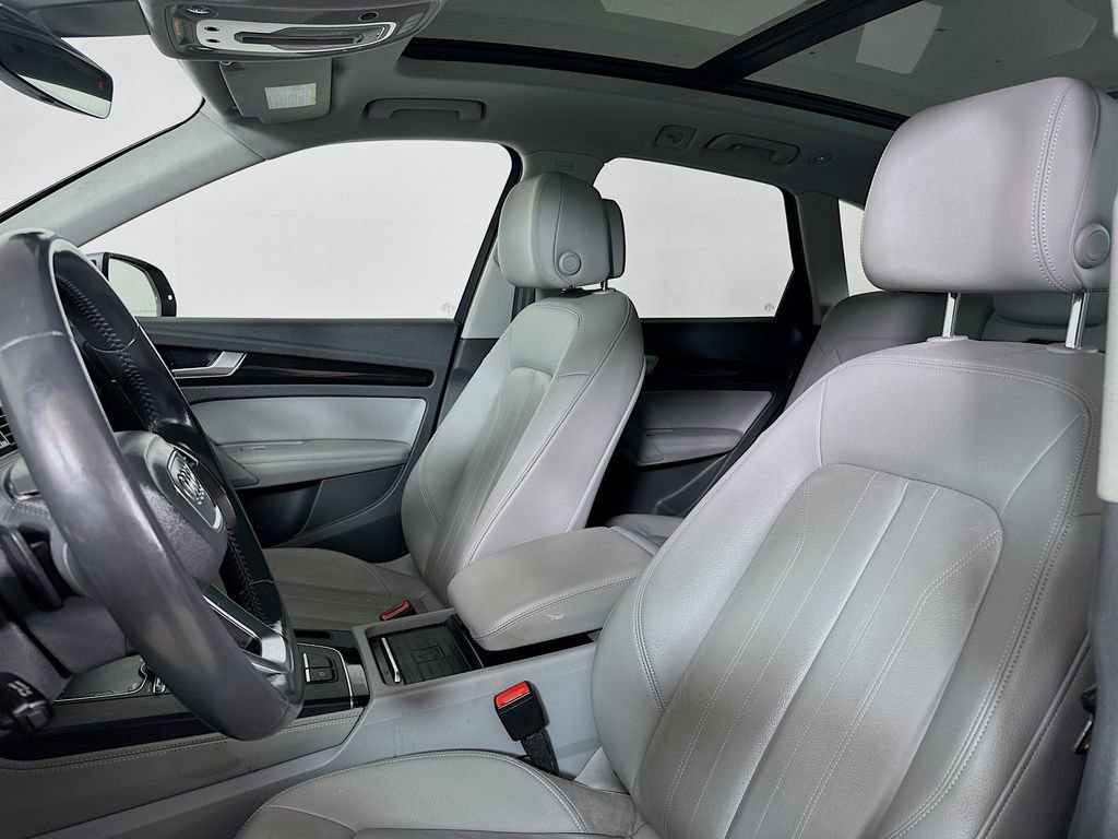 Used 2019 Audi Q5 2.0T Premium Plus w/ Premium Plus Package image 8