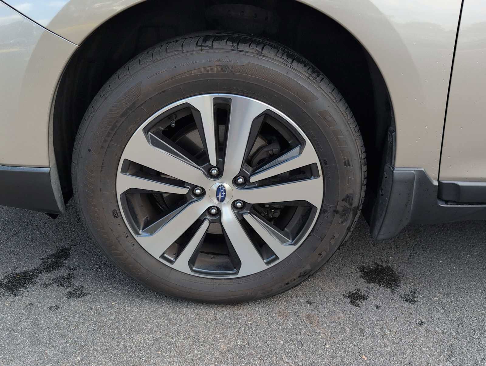 Used 2018 Subaru Outback 2.5i Limited AWD/4WD image 14