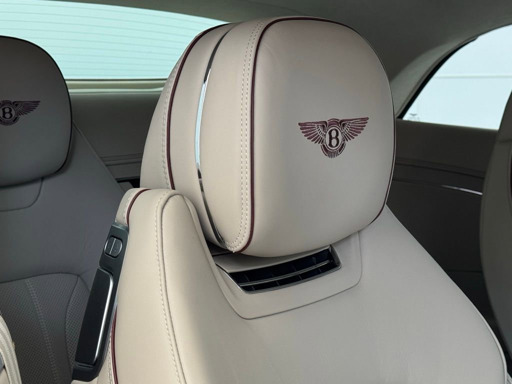 Used 2024 Bentley Continental GT image 42