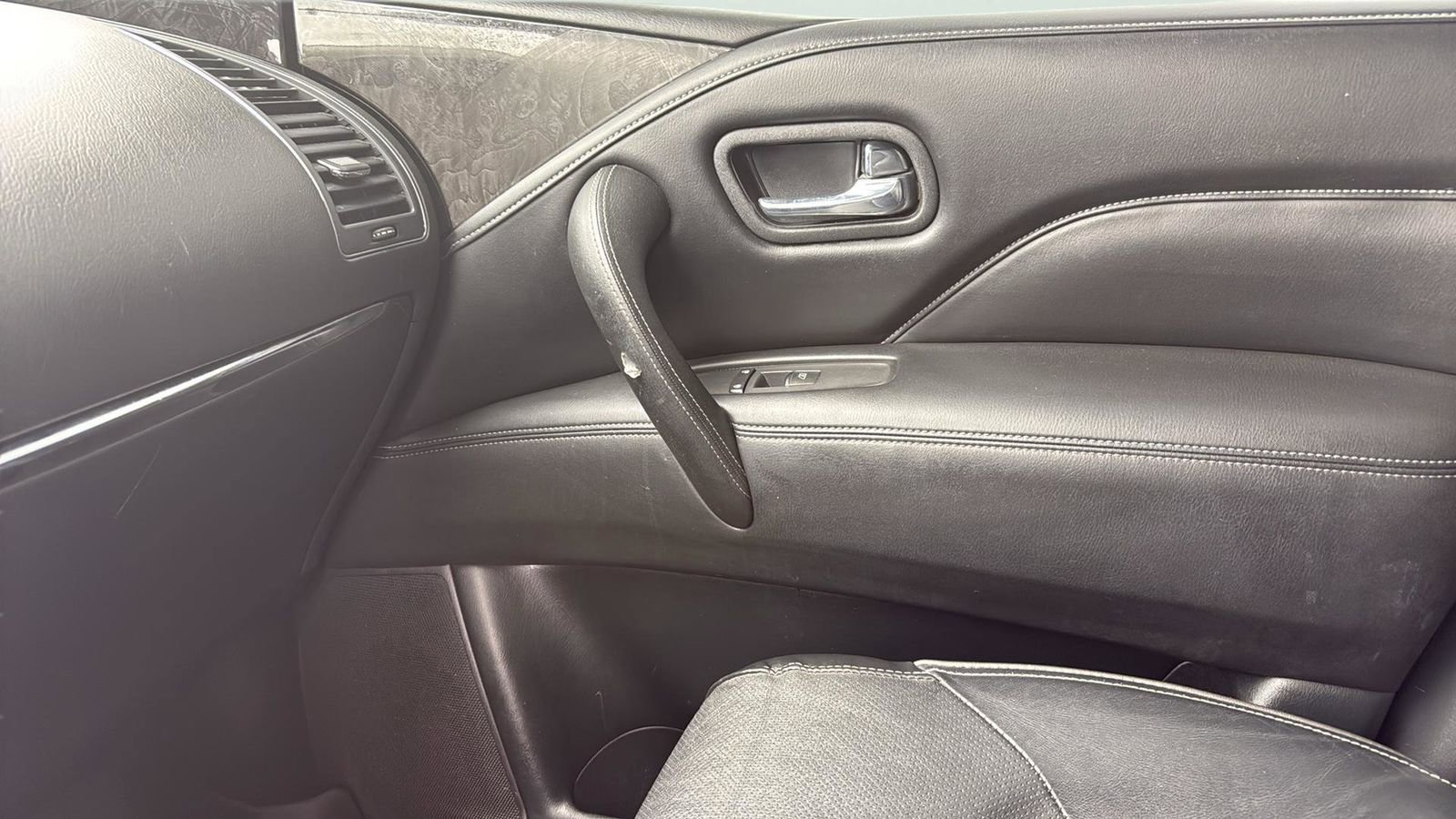 Used 2020 INFINITI QX80 Luxe w/ Proassist Package image 21