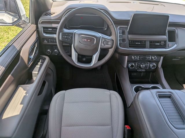 Used 2022 GMC Yukon SLE w/ Gmc Pro Safety Plus Package RWD image 12