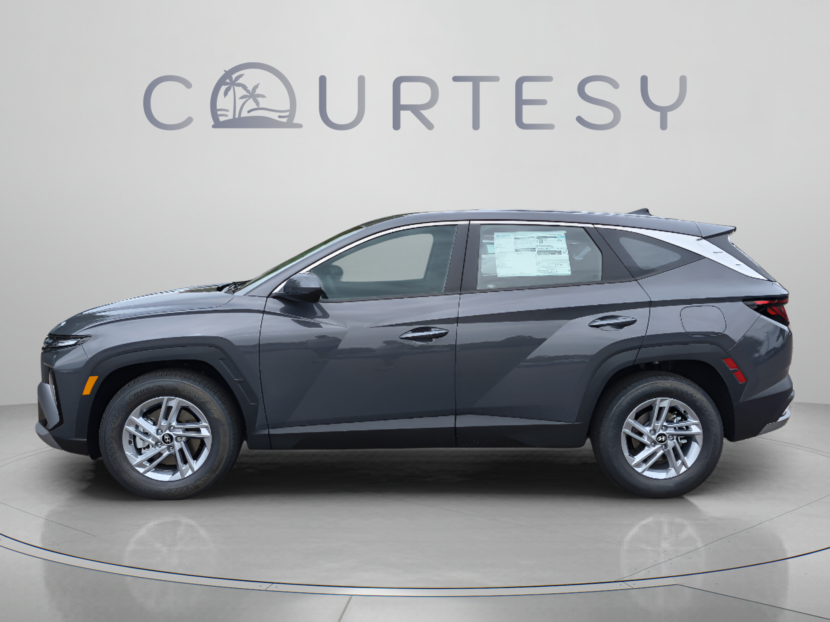 New 2026 Hyundai Tucson SE FWD image 2
