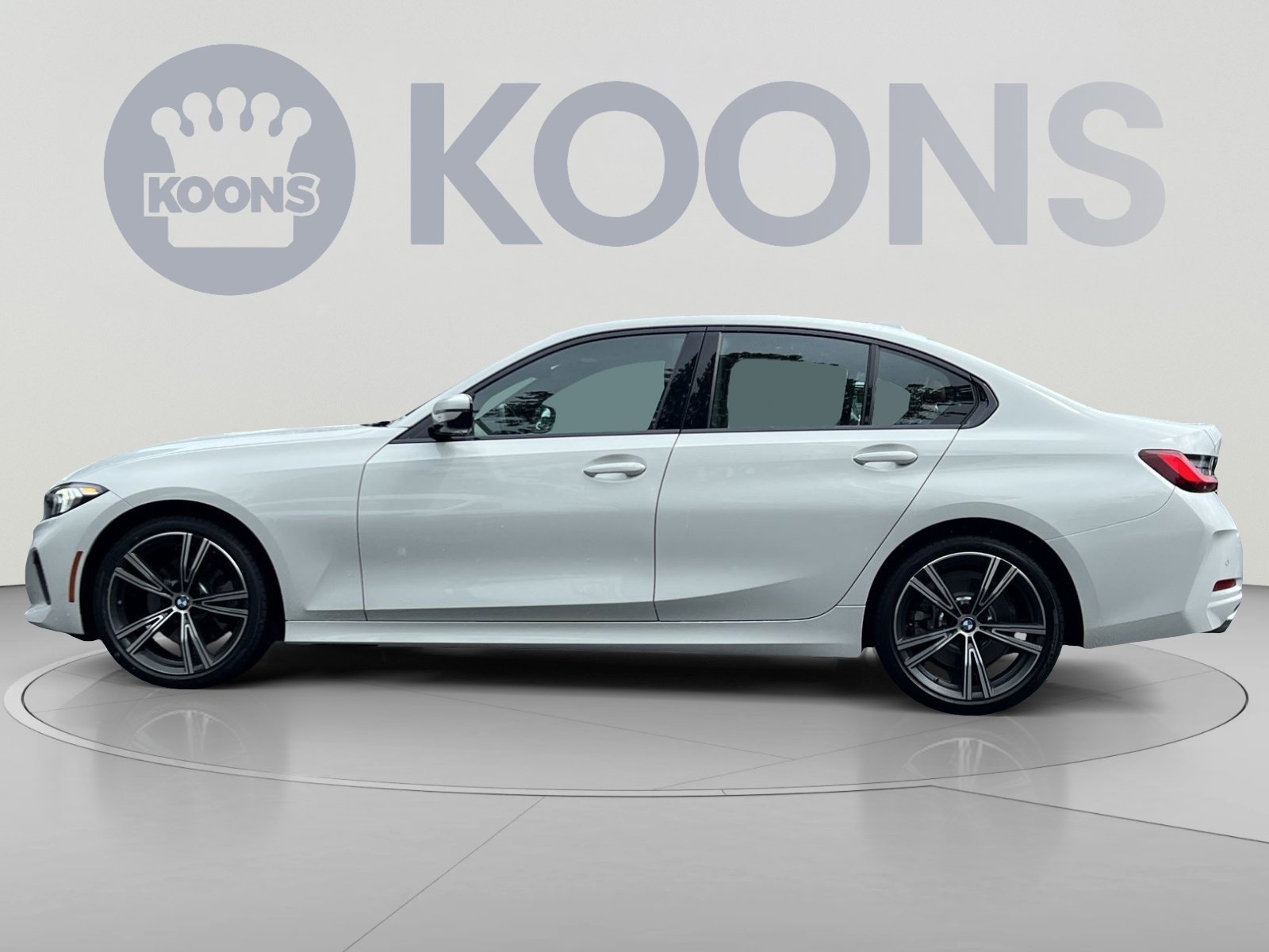 Used 2023 BMW 330i xDrive Sedan w/ Premium Package AWD/4WD image 7