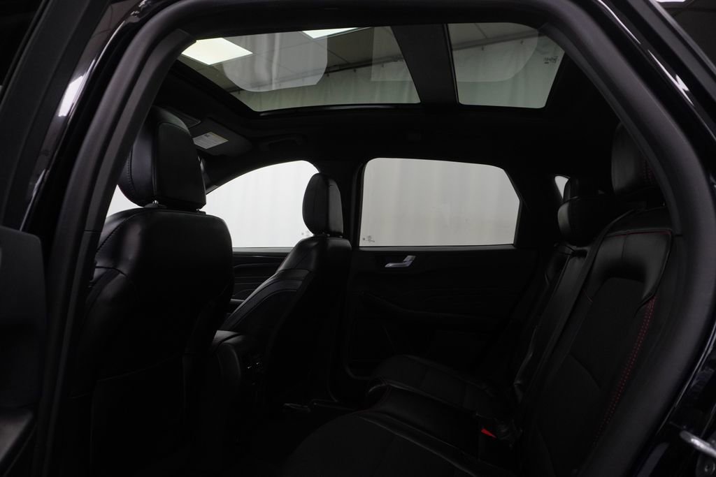 Used 2025 Ford Escape ST-Line Elite image 23