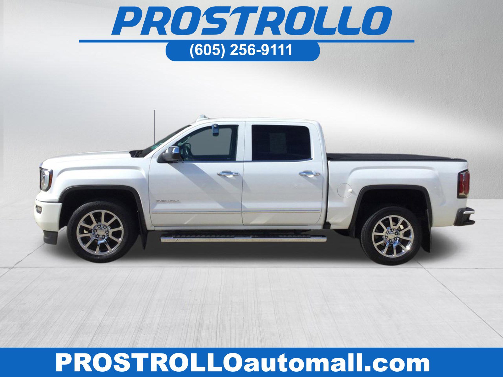 Used 2017 GMC Sierra 1500 Denali AWD/4WD image 1