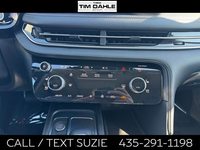 Used 2025 INFINITI QX60 Luxe w/ Lighting Package (N94) AWD/4WD image 16