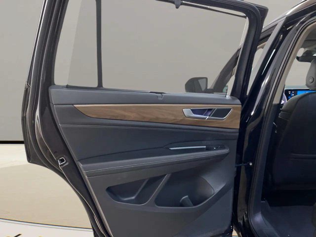 Used 2026 Volkswagen Atlas SE FWD image 67