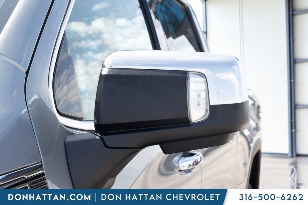 Used 2025 GMC Sierra 1500 SLT AWD/4WD image 26